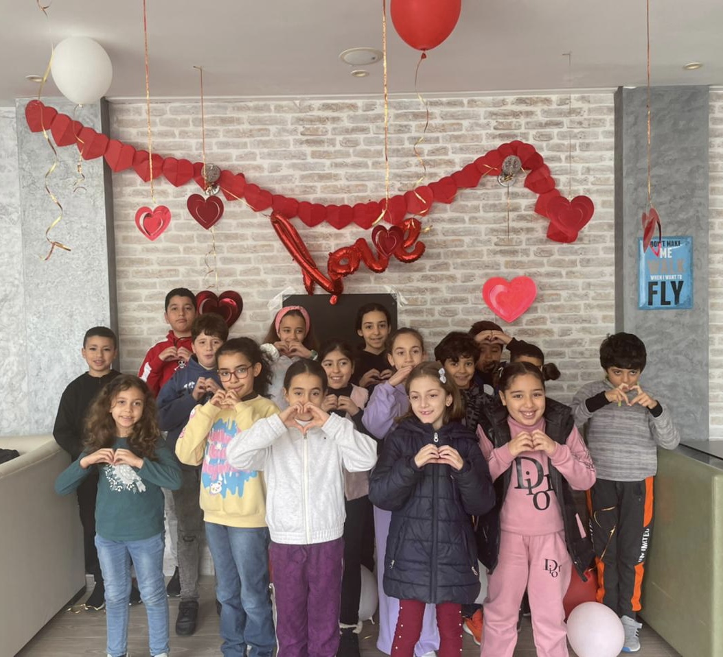 eeb69a58-29ca-439f-98a6-a1d2923098ff